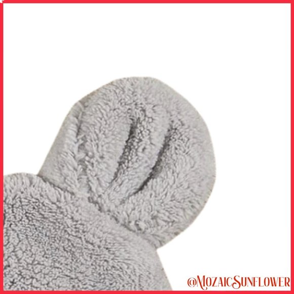 2 Soft Newborn/Infant Hats With Bear Ears NWT - Picture 3 of 7